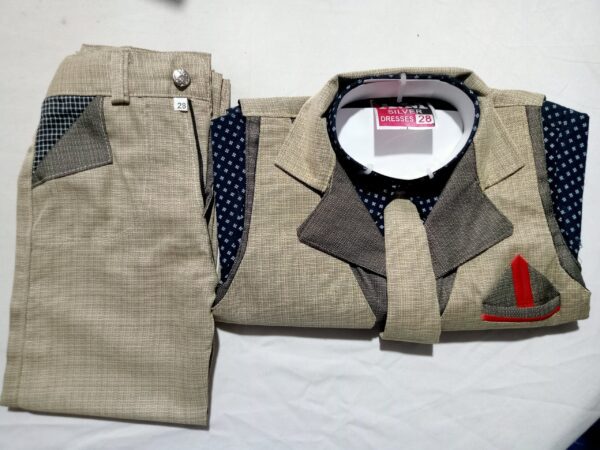 Boys Shirt and pent
Shot and Aniversary drees Party boys  Premium quality Fashion  For kides produc